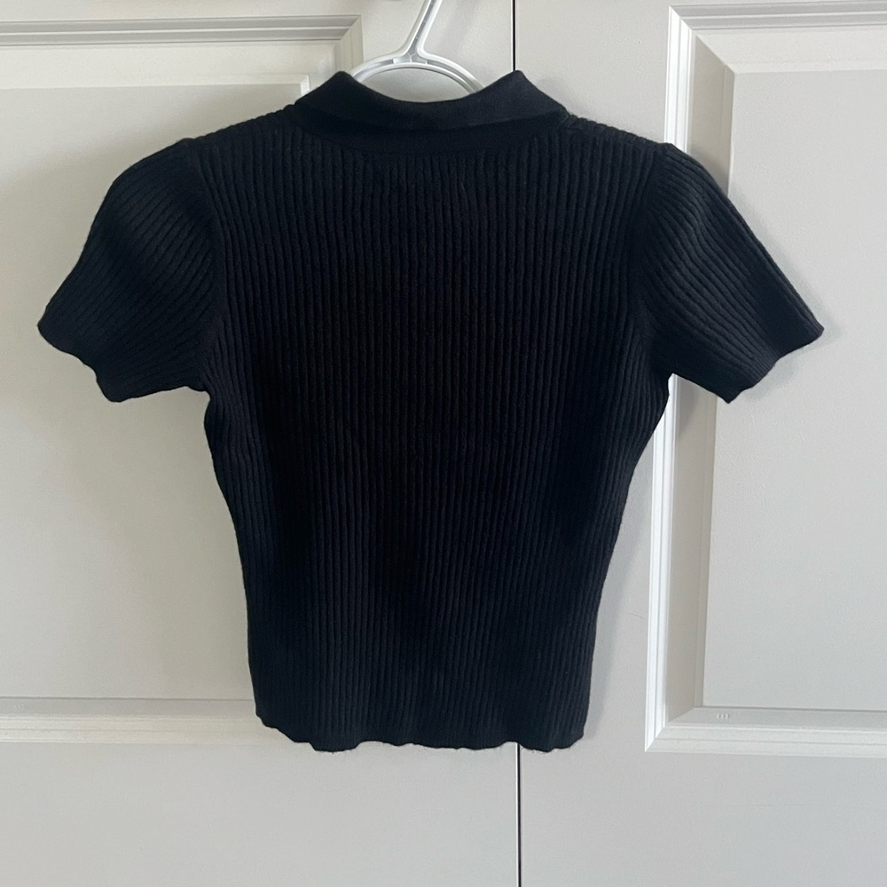 🖤 Max Studio tee 🖤 - Picture 2 of 3